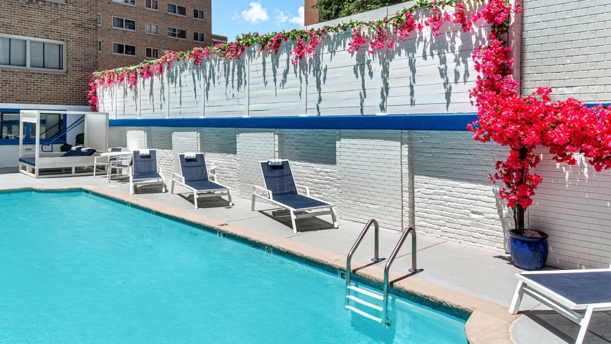 Отель The Royal Sonesta Washington Dc Dupont Circle Экстерьер фото